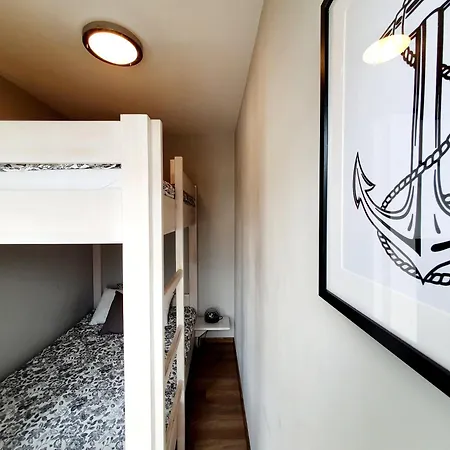 Apartament Mewa 42 דירה *